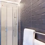 L'hotera Hotel 2*