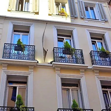 L'hotera 2* Cannes