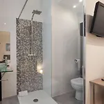 L'hotera Hotel