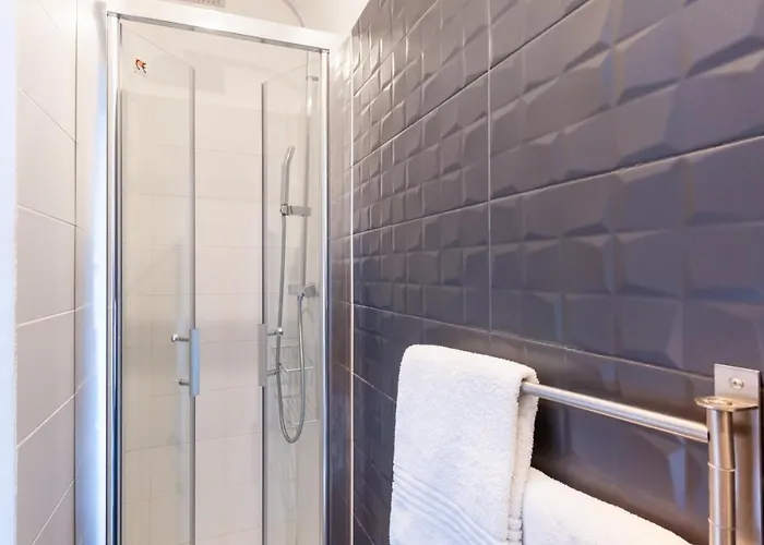 L'hotera Ξενοδοχείο 2*